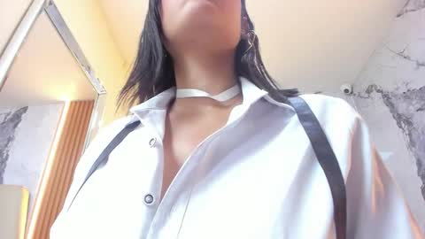   online show from October 31, 7:48 pm