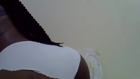 Snapshot of lajoy_ chatting on October 31, 12:55 am joy online show from October 31, 12:55 am