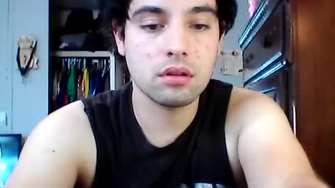 Snapshot of lakewood4523 chatting on June 22, 11:57 pm Carlosss online show from June 22, 11:57 pm