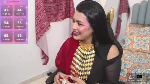 Snapshot of lakshmirani617378 chatting on October 29, 12:07 pm Laskhmirani online show from October 29, 12:07 pm