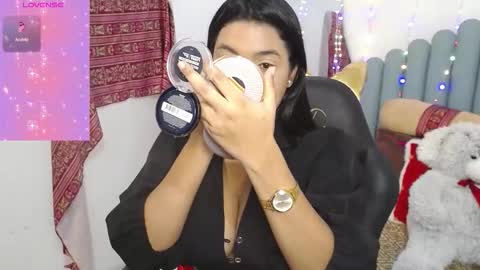 Snapshot of lakshmirani617378 chatting on February 11, 11:37 am Laskhmirani online show from February 11, 11:37 am