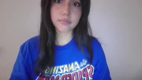 Snapshot of laligomez chatting on July 8, 9:47 am Lali Gomez online show from July 8, 9:47 am