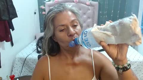 lalisha online show from October 21, 12:00 am