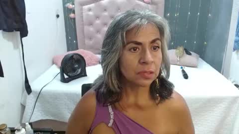 lalisha online show from November 1, 12:56 am