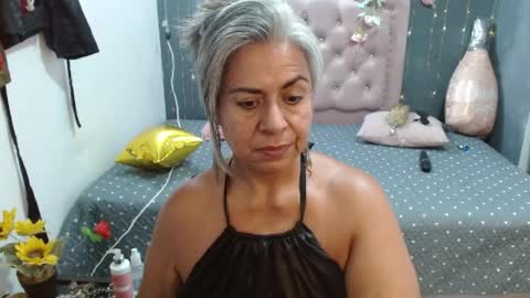 Snapshot of lalisha_96 chatting on April 9, 1:27 am lalisha online show from April 9, 1:27 am