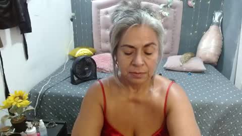 Snapshot of lalisha_96 chatting on April 23, 11:51 pm lalisha online show from April 23, 11:51 pm