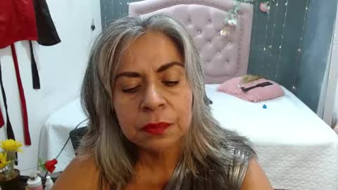 Snapshot of lalisha_96 chatting on May 14, 1:23 am lalisha online show from May 14, 1:23 am