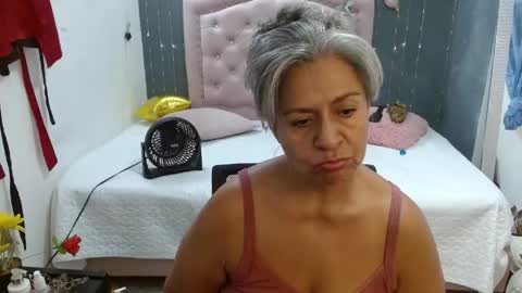 Snapshot of lalisha_96 chatting on May 18, 5:41 pm lalisha online show from May 18, 5:41 pm