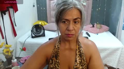 Snapshot of lalisha_96 chatting on May 21, 9:55 pm lalisha online show from May 21, 9:55 pm