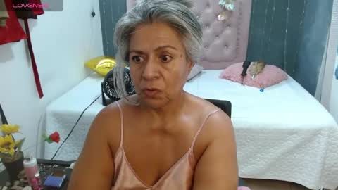 Snapshot of lalisha_96 chatting on May 24, 4:45 pm lalisha online show from May 24, 4:45 pm