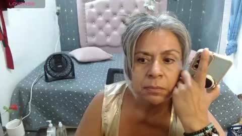 Snapshot of lalisha_96 chatting on July 2, 3:23 am lalisha online show from July 2, 3:23 am