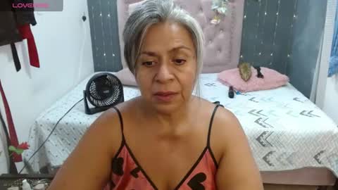 Snapshot of lalisha_96 chatting on July 28, 1:23 am lalisha online show from July 28, 1:23 am