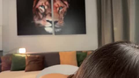 Ellina online show from February 1, 7:45 pm