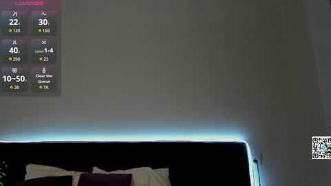 Snapshot of lallycute chatting on July 27, 1:12 am Lali online show from July 27, 1:12 am