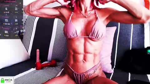 Lola online show from September 25, 4:32 pm