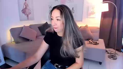 laly_dolce online show from September 11, 7:58 pm