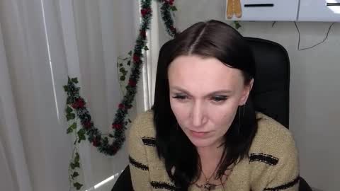 Snapshot of lalyaskyy chatting on December 16, 11:26 am Lalya online show from December 16, 11:26 am