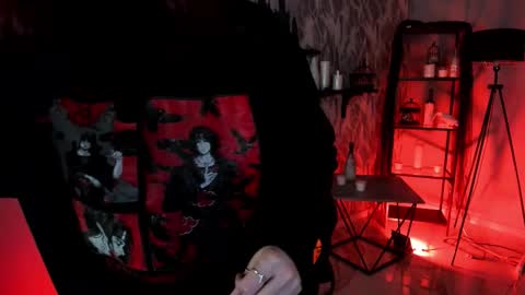 just call me Lana  and her security online show from November 7, 5:51 am