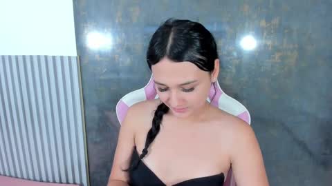 Lana online show from October 1, 8:15 pm