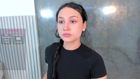 Lana online show from November 28, 8:00 pm