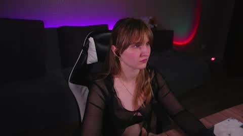 Kay online show from October 23, 7:23 pm