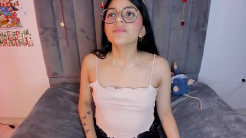 ... .          . ... online show from January 6, 12:13 pm