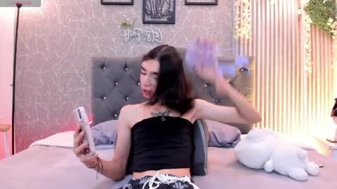 Snapshot of lana_gill chatting on April 12, 4:56 pm lana_gill online show from April 12, 4:56 pm