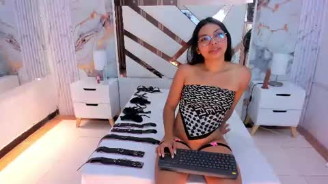 Snapshot of lana_hard_as chatting on June 12, 7:35 pm lana_hard_as online show from June 12, 7:35 pm