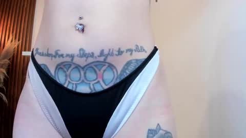 Lana     igauroraaaaaaaaa 1 online show from November 7, 9:48 pm