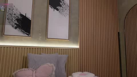 Snapshot of lana_lann chatting on August 1, 4:12 am lana_lann online show from August 1, 4:12 am