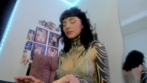 Alana Ferreira online show from December 15, 12:51 am