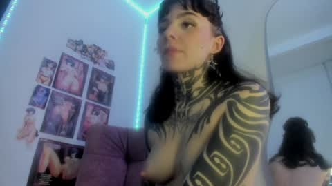 Alana Ferreira online show from January 12, 2:56 am