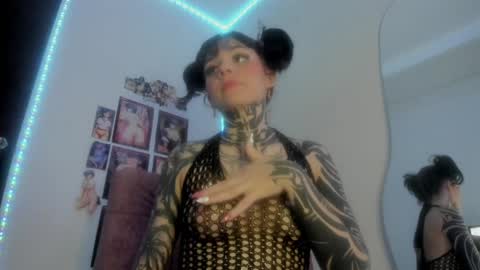 Alana Ferreira online show from January 17, 1:04 am