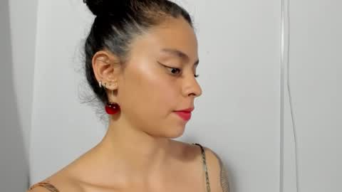 Lana ROMAN online show from December 4, 11:24 pm