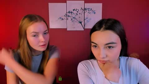 lana_shine_ online show from November 4, 9:52 am