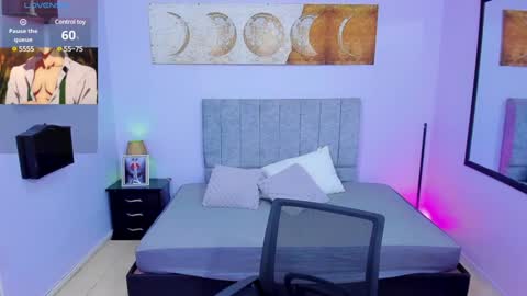 Snapshot of lana_stone_ chatting on January 14, 3:32 am online show from January 14, 3:32 am