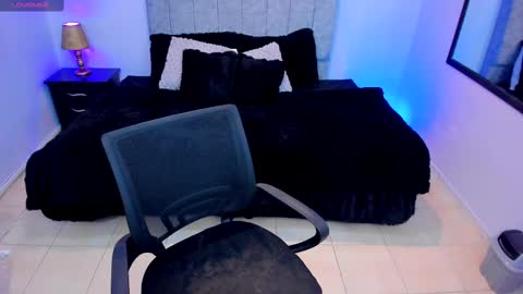 Snapshot of lana_stone_ chatting on February 13, 4:54 am online show from February 13, 4:54 am