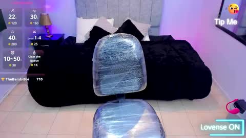 Snapshot of lana_stone_ chatting on February 25, 7:52 am online show from February 25, 7:52 am