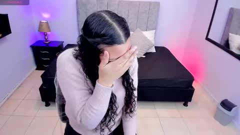 Snapshot of lana_stone_ chatting on March 3, 3:19 am online show from March 3, 3:19 am