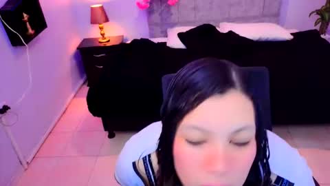 Snapshot of lana_stone_ chatting on September 16, 3:29 am online show from September 16, 3:29 am