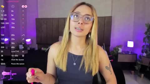 Lana online show from November 4, 3:49 am