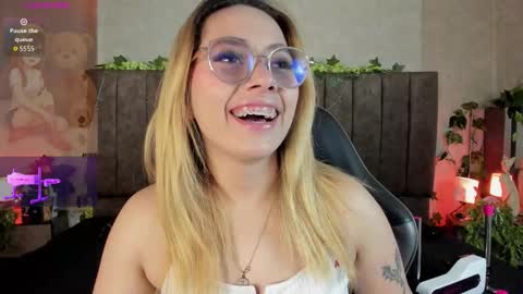 Lana online show from March 28, 4:34 am