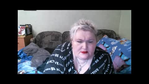 lanacat555 online show from January 7, 7:17 pm