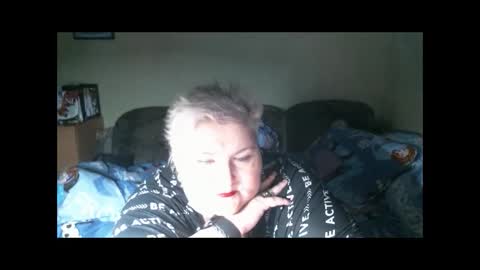 lanacat555 online show from January 8, 1:21 am