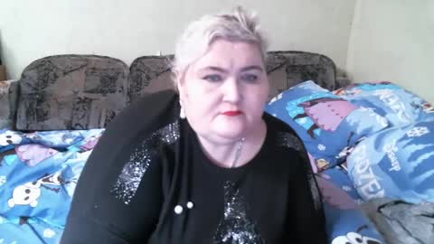 lanacat555 online show from January 14, 8:15 pm
