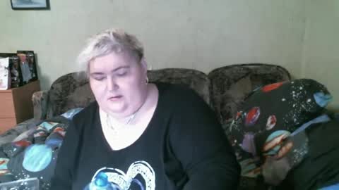 lanacat555 online show from February 2, 3:39 pm