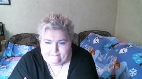 lanacat555 online show from February 6, 3:31 pm