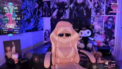 LanaKyutt666 online show from July 3, 1:45 am