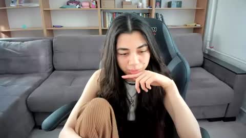 Snapshot of lanalandd chatting on July 28, 3:21 pm Lana online show from July 28, 3:21 pm