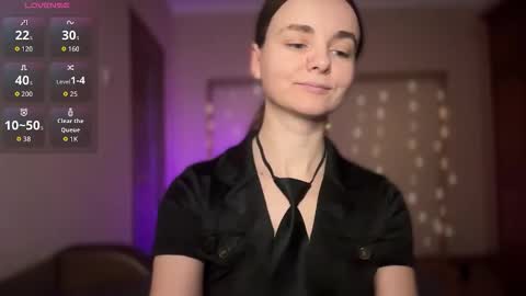 Snapshot of lanaloulou chatting on October 6, 10:07 pm Lana online show from October 6, 10:07 pm